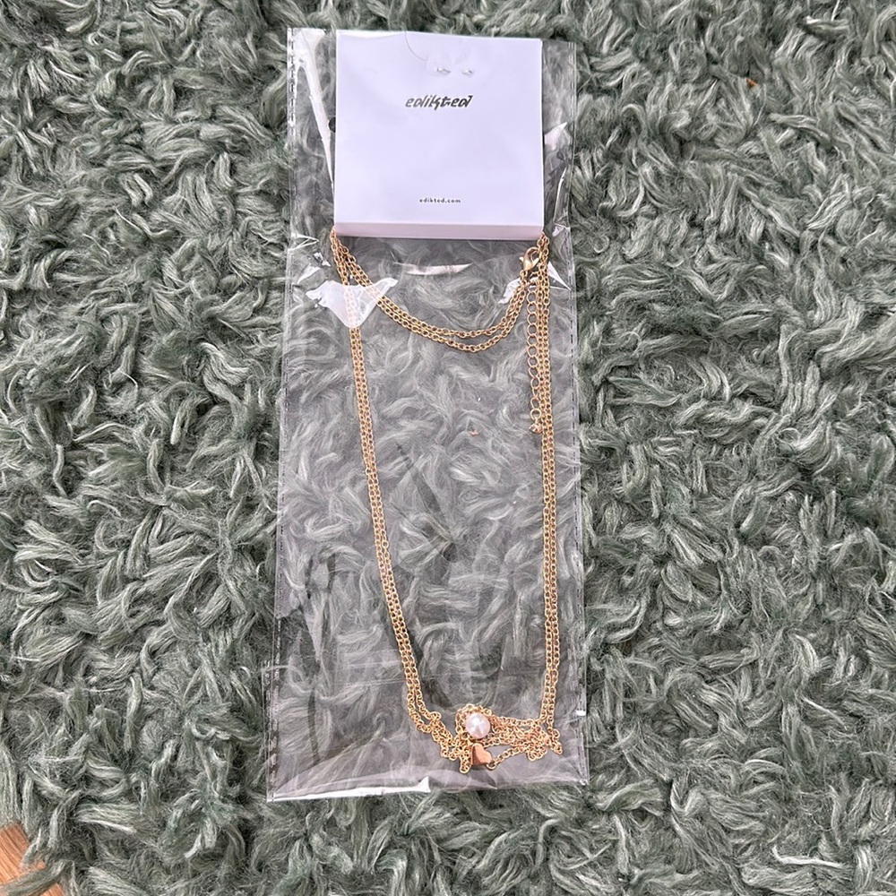 Gold heart and Pearl waist chain!